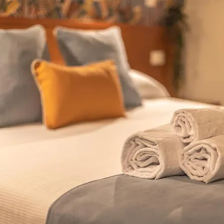 Vittoria Garden 4*