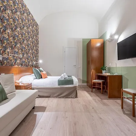 Vittoria Garden ゲストハウス 4*