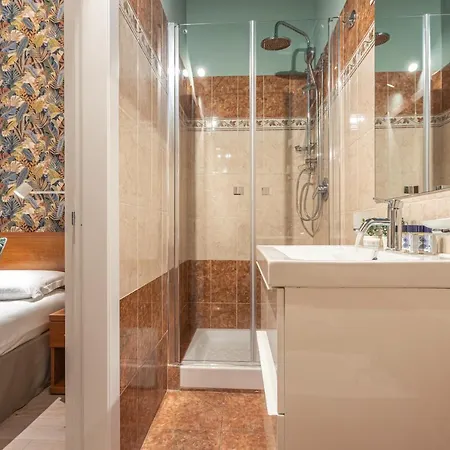 Vittoria Garden ゲストハウス ローマ