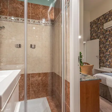 Vittoria Garden ローマ