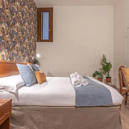 Vittoria Garden ゲストハウス