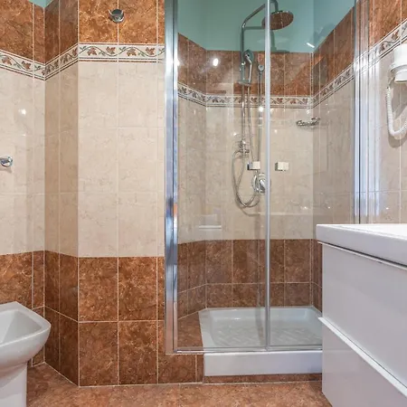 ゲストハウス Vittoria Garden